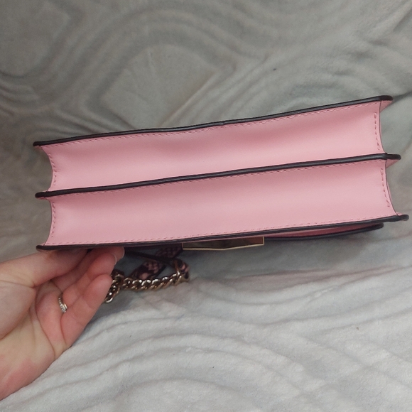 Michael Kors pink snakeskin Jade Shoulder / Crossbody Purse EUC $489 retail - Picture 7 of 14